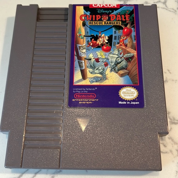 Disney’s Chip ‘n Dale Rescue Rangers NES Game - Picture 1 of 2